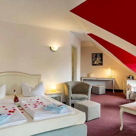 فندق Overdiek 3*